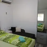 Oto 维尔